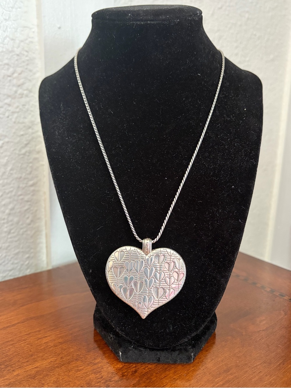 Brighton “Summer Of Love” Reversible Heart Pendant Necklace NWT - Picture 3 of 7